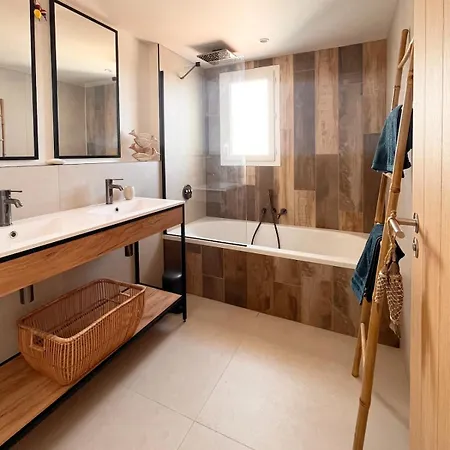 Дом отдыха Somptueuse Villa Privee 9 Chambres 7 Salles De Bain Piscine Privee *